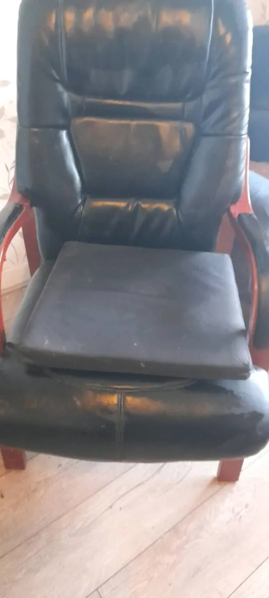 Arm chair