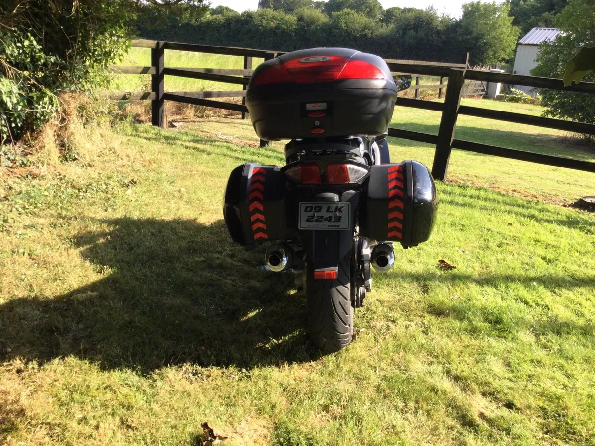 Yamaha FJR 1300 - Image 3