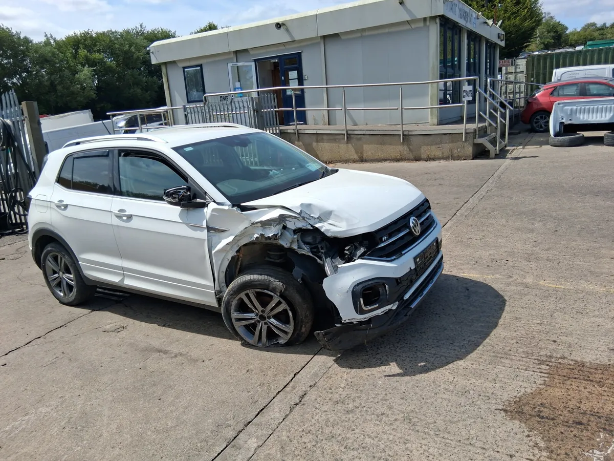 20 VOLKSWAGEN T-CROSS  R-LINE (for parts only) - Image 4
