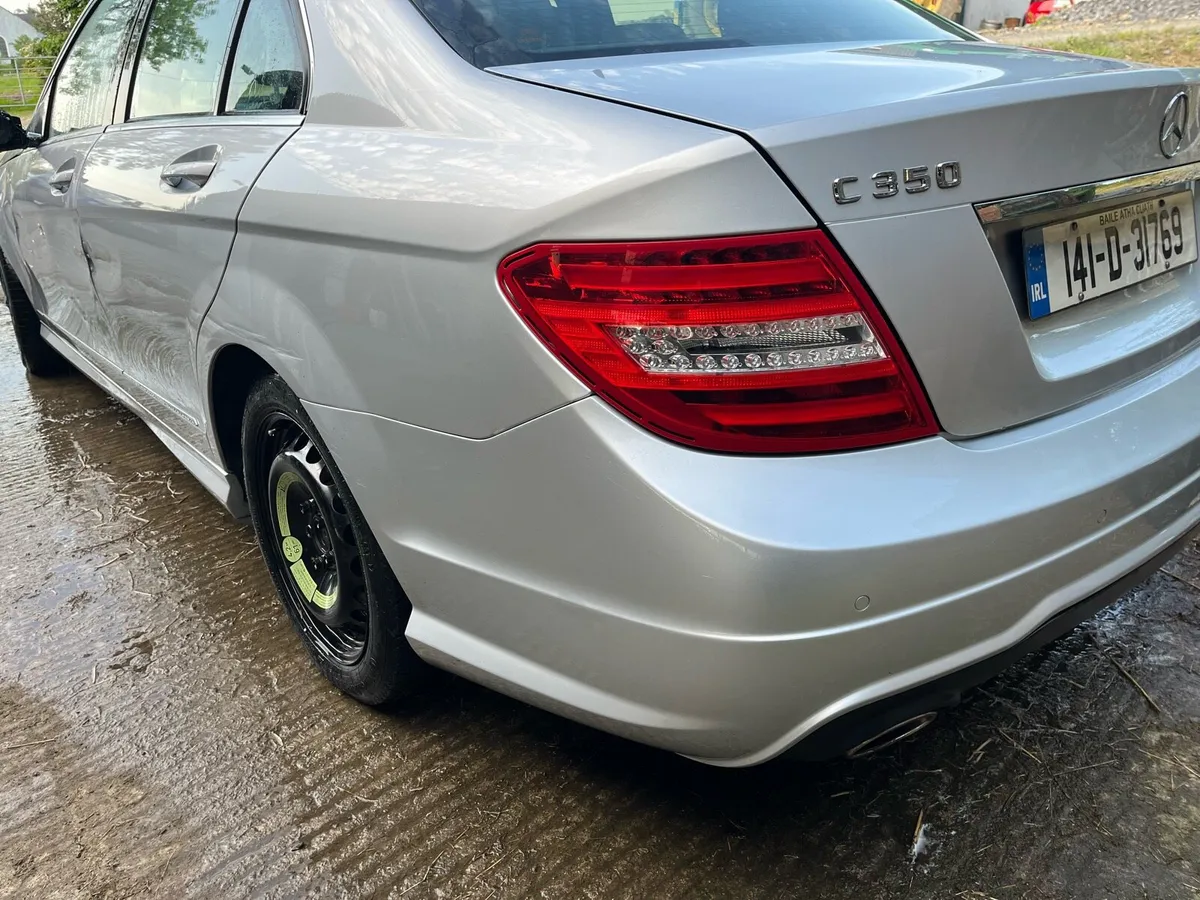 2014 Mercedes C350 3.0 V6 c class - Image 2