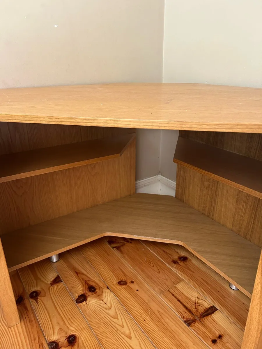 Desk - Image 1