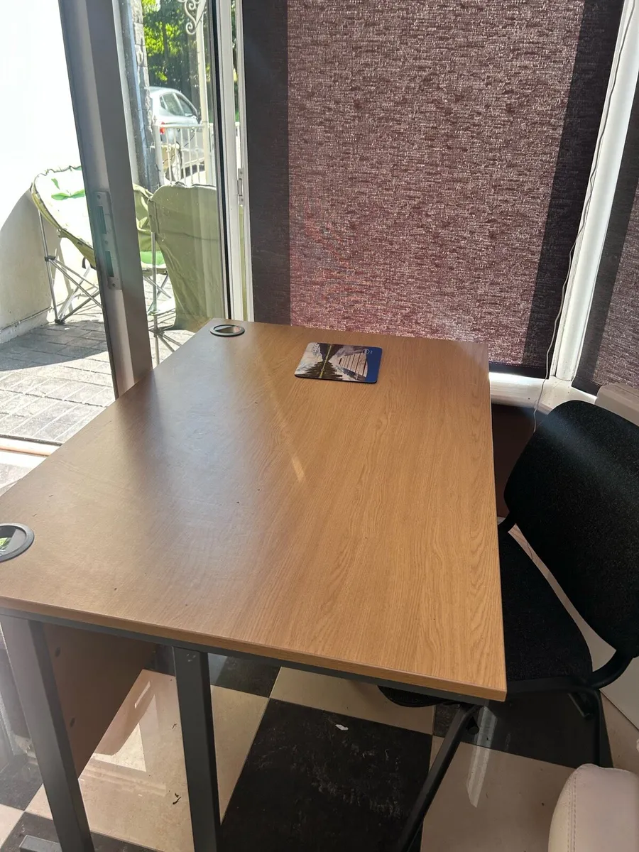 Desk - Image 3