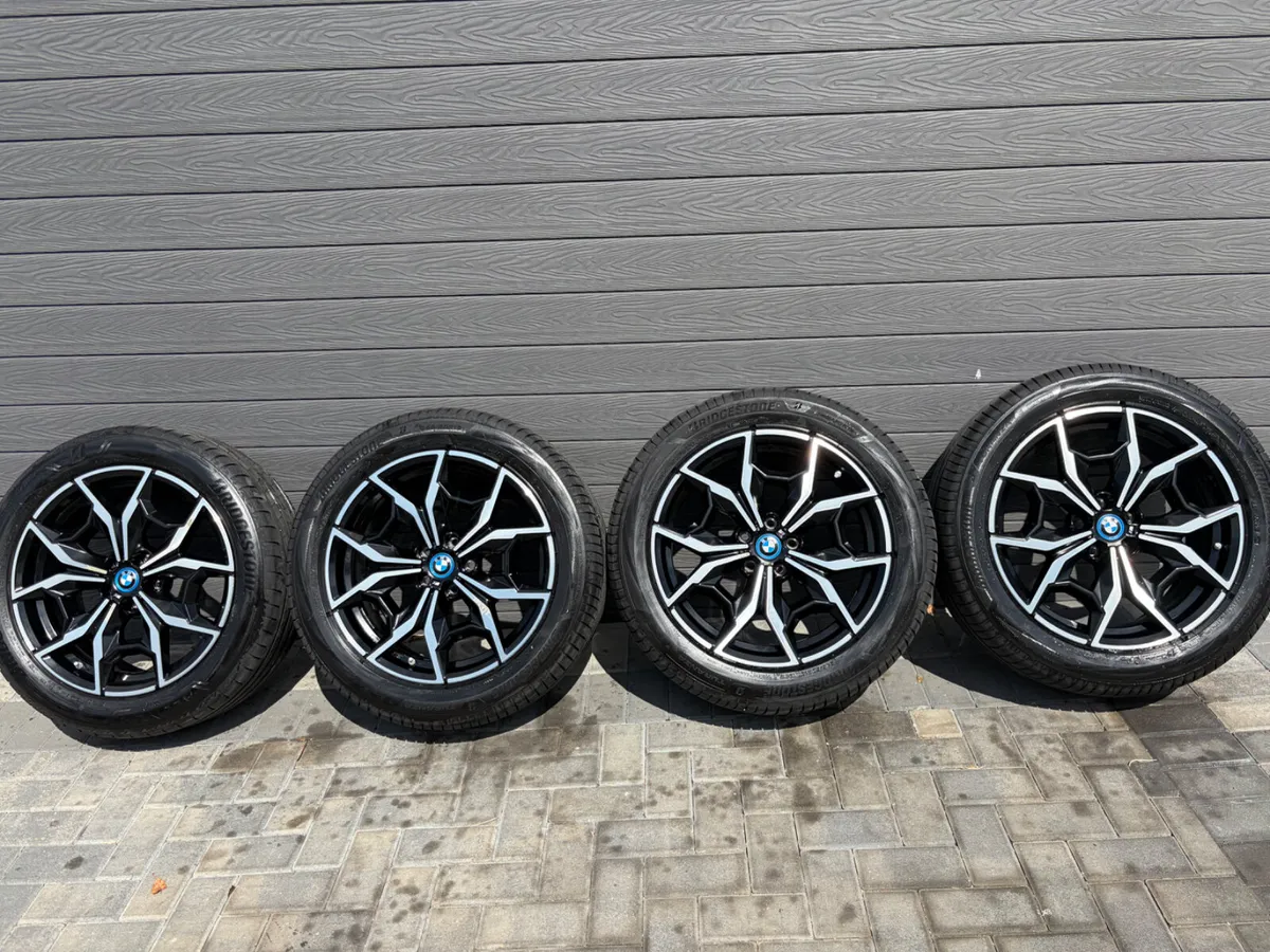 19” GENUINE BMW X3 M-SPORT ALLOY WHEELS & TYRES - Image 2