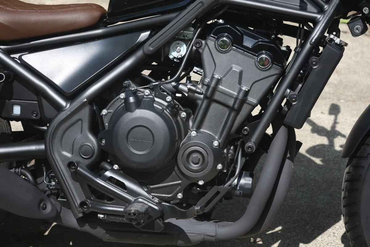 2025 Honda CMX 500 Rebel - Image 3