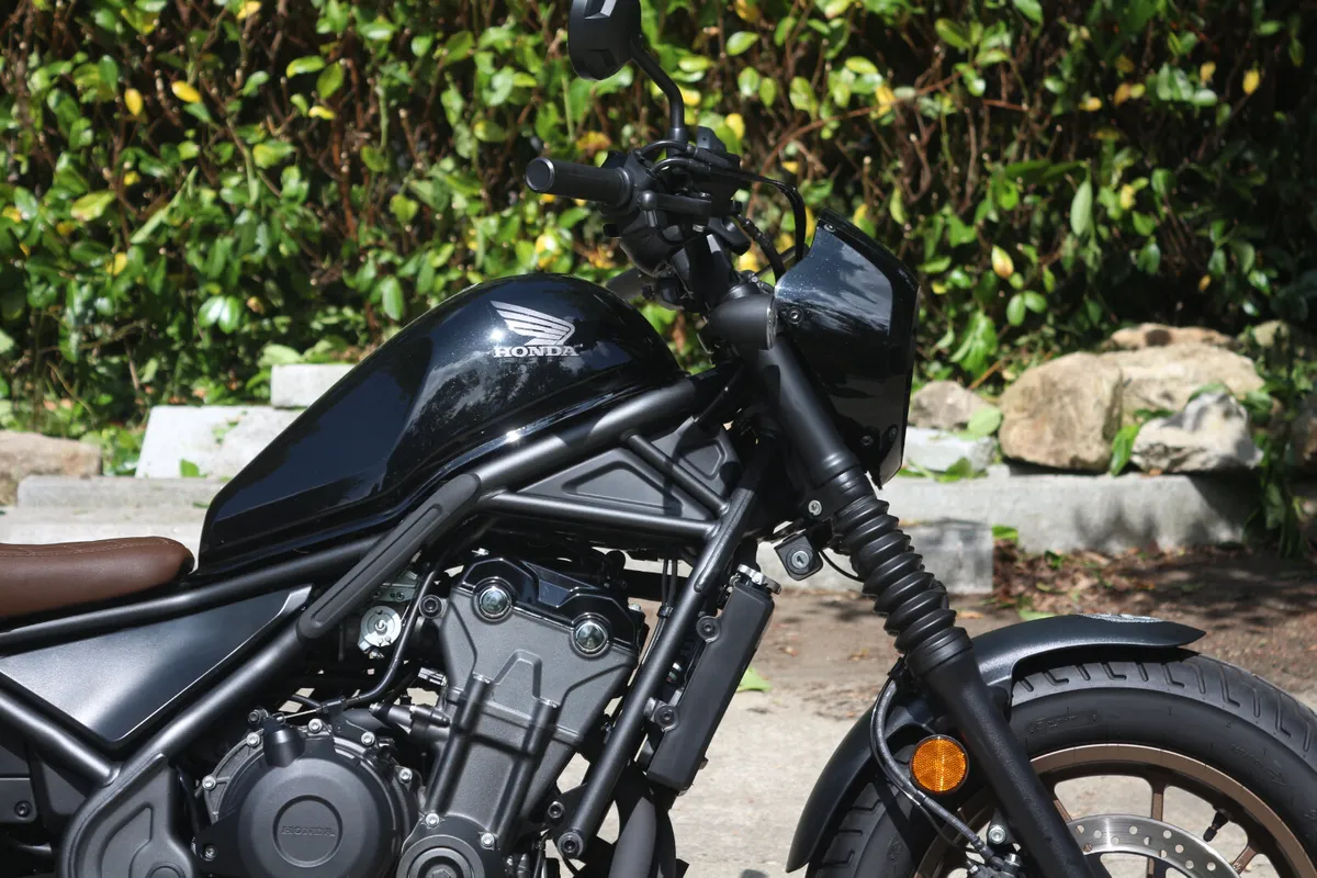 2025 Honda CMX 500 Rebel - Image 2