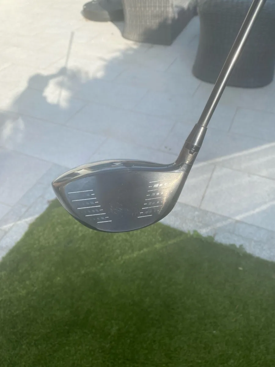 Titleist 913 D3 driver - Image 4