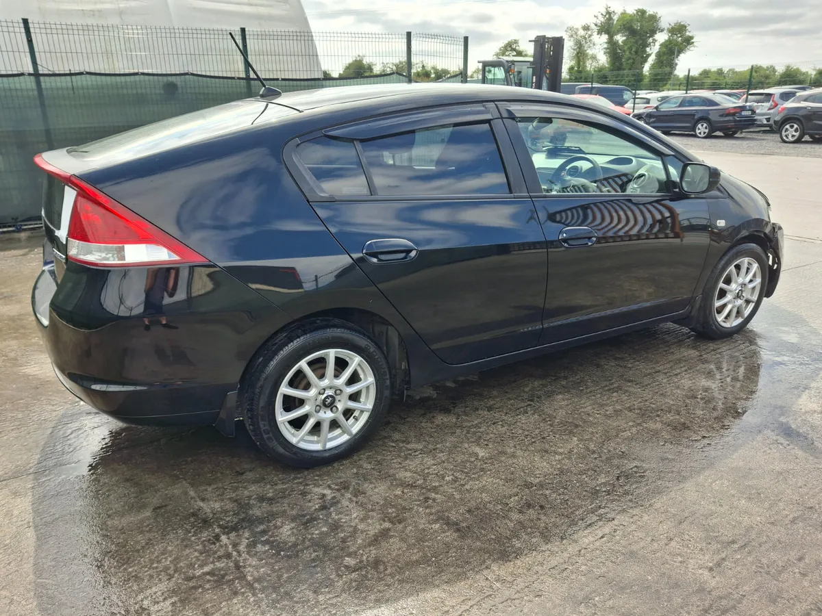 2011 Honda Insight  1.4 Petrol  Hybrid  Automatic - Image 3
