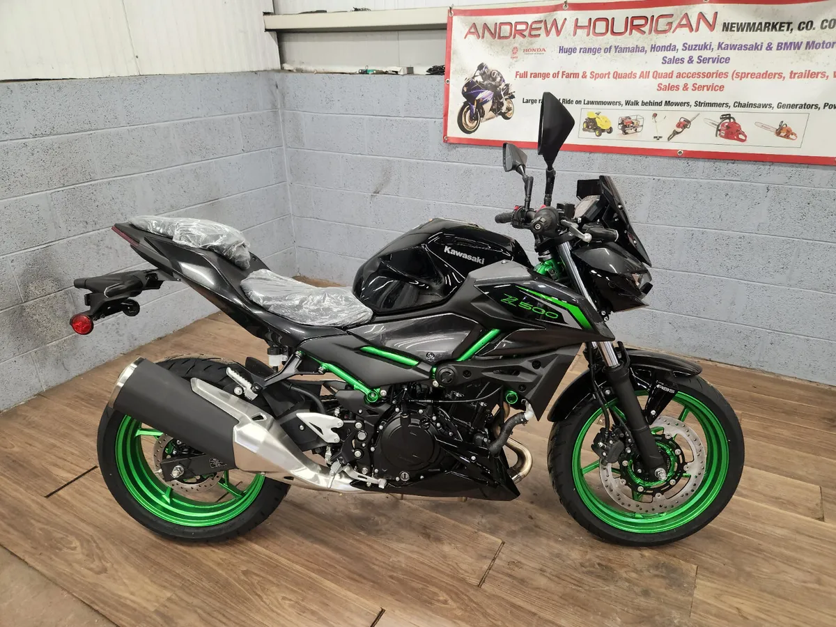 **BRAND NEW** Kawasaki Z500SE - Image 1