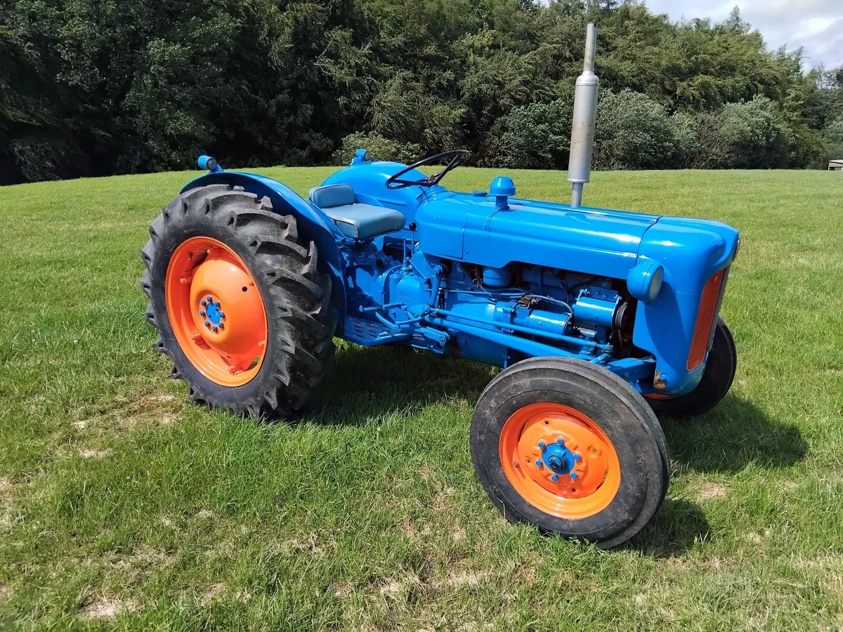 Dexta tractor - Image 2