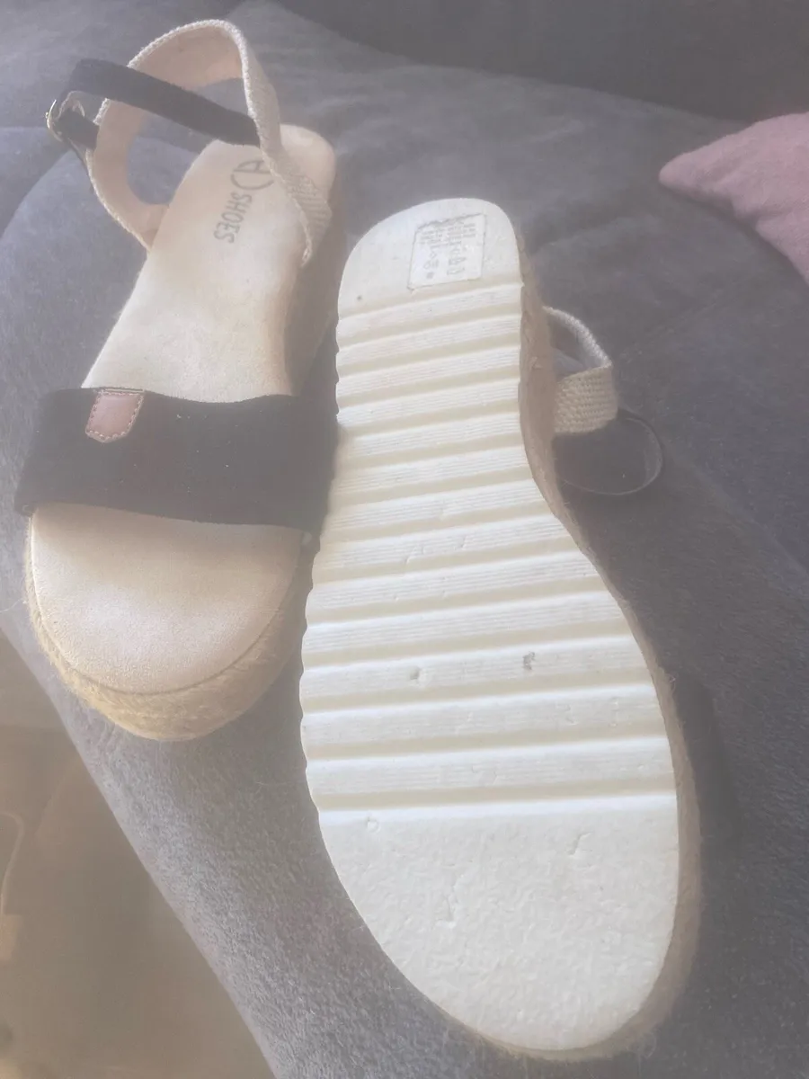 Sandals - Image 4