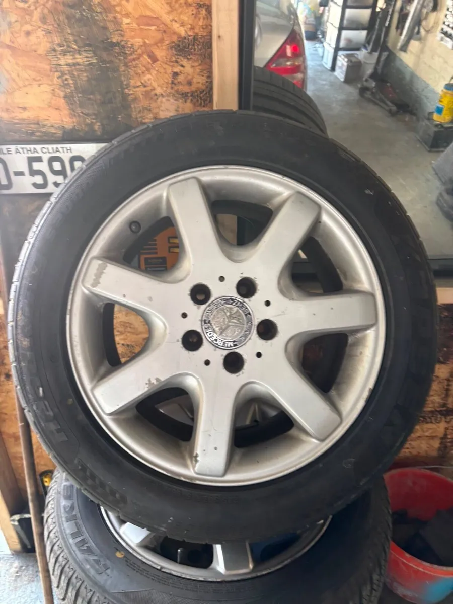 Mercedes alloys and tyres - Image 1