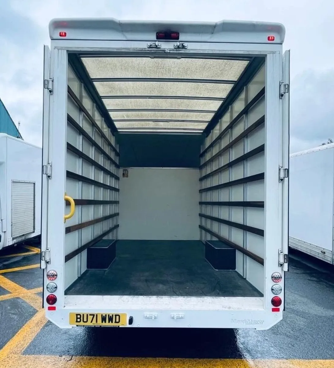VB - 2021 Renault Master Luton Low Loader Van - Image 2