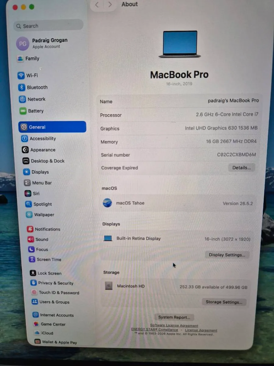 Macbook pro 16 - Image 2