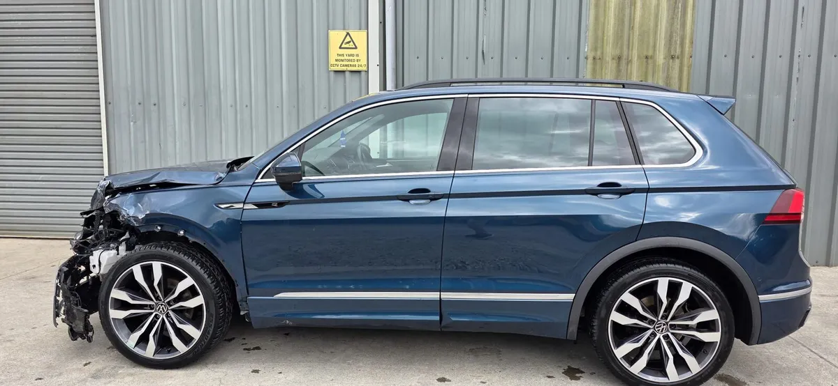 222 VW TIGUAN R-LINE DIESEL AUTO - Image 4