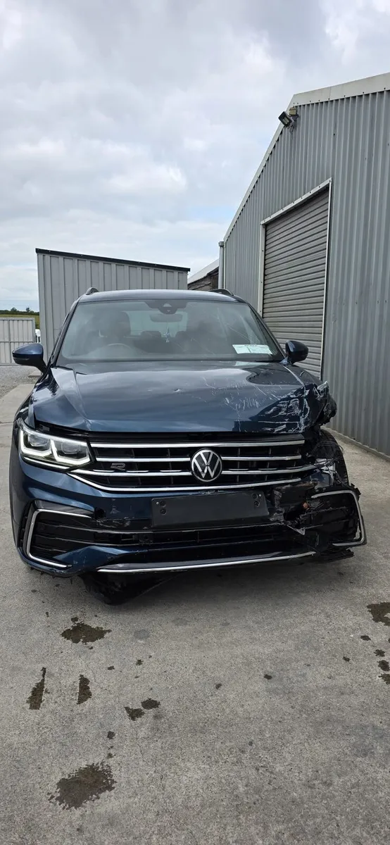 222 VW TIGUAN R-LINE DIESEL AUTO - Image 2