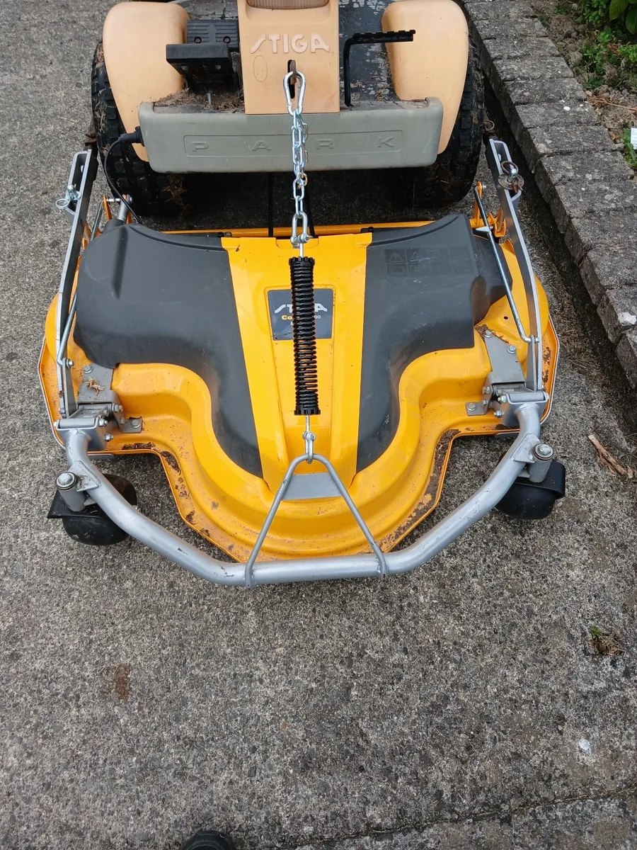 Stiga rideon lawn mower - Image 4