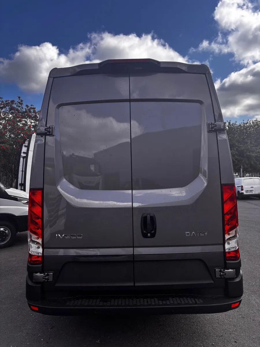MY 26 IVECO DAILY 3.0 L //// 8 SPEED HI-MATIC 180 - Image 4
