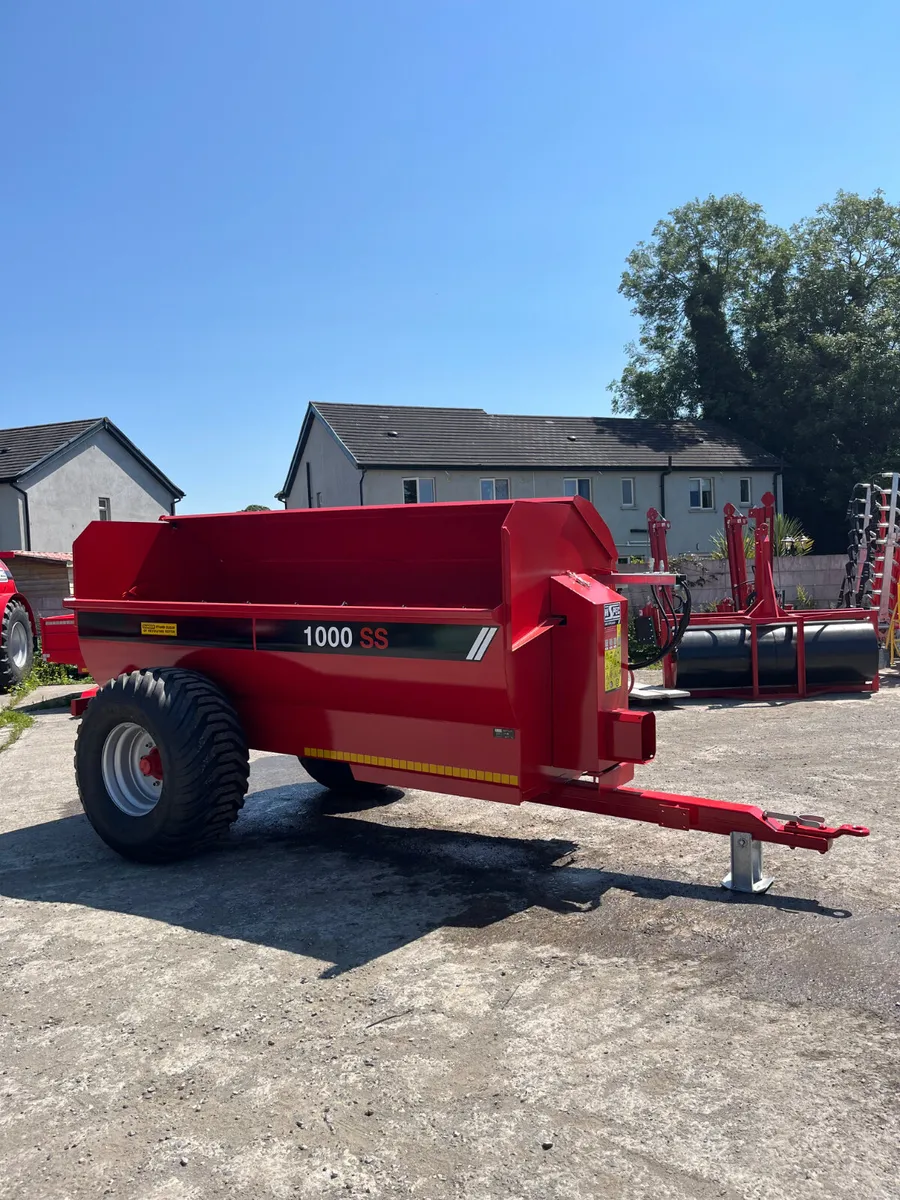 Hi-spec muck spreader - Image 1