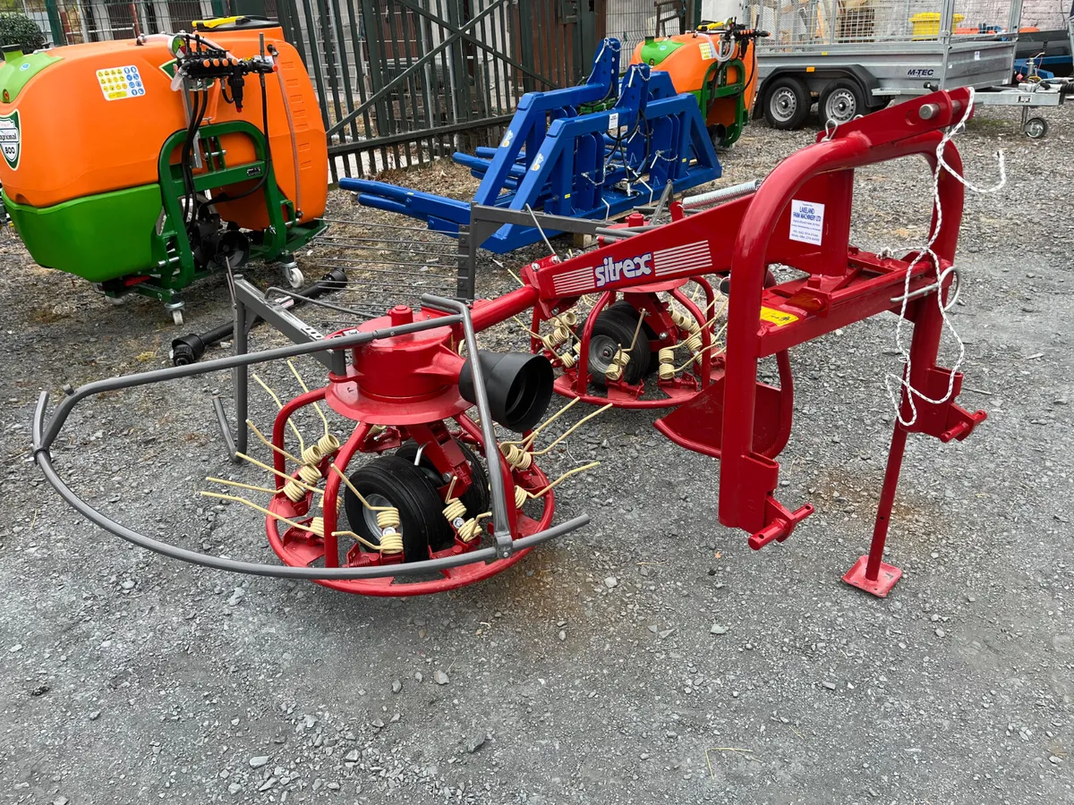 **New Sitrex Haybob/Tedder** - Image 1