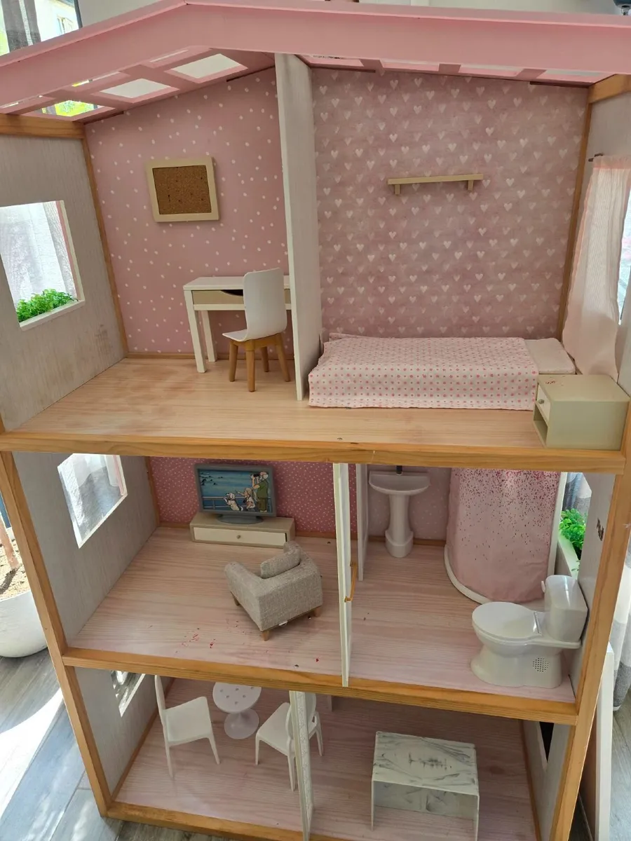 Our Generation Sweet Home Dollhouse & Furniture - Image 2