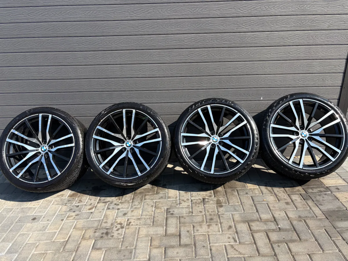 22” BMW X5 F15 ALLOY WHEELS & TYRES - Image 2