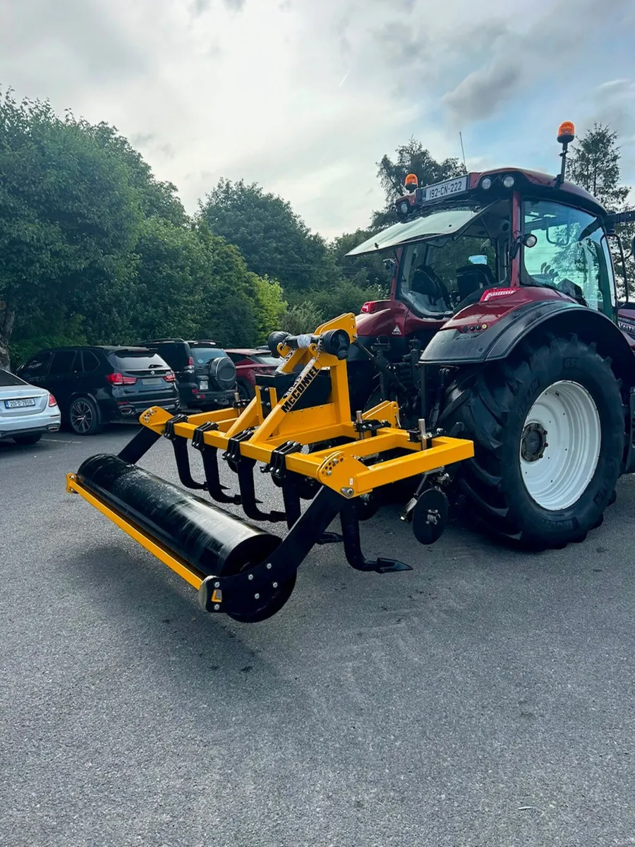 McConnel 3 Metre 5 Leg Shakerator - Image 1