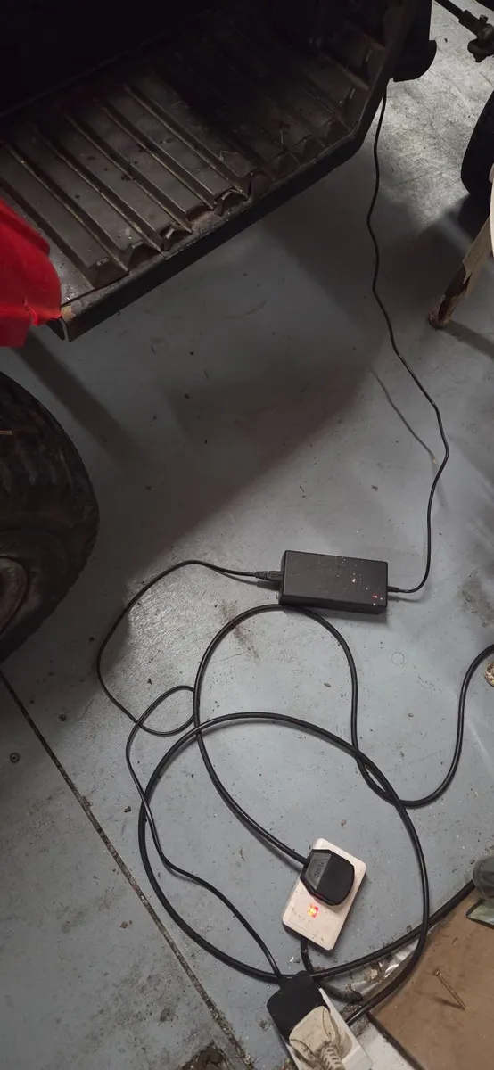 Battery ride on - Image 1