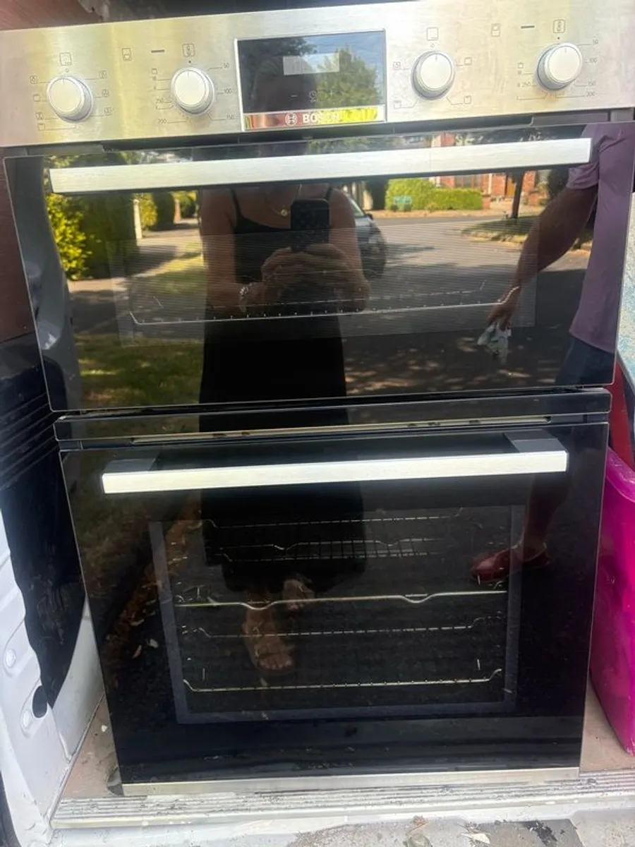Oven - Image 1