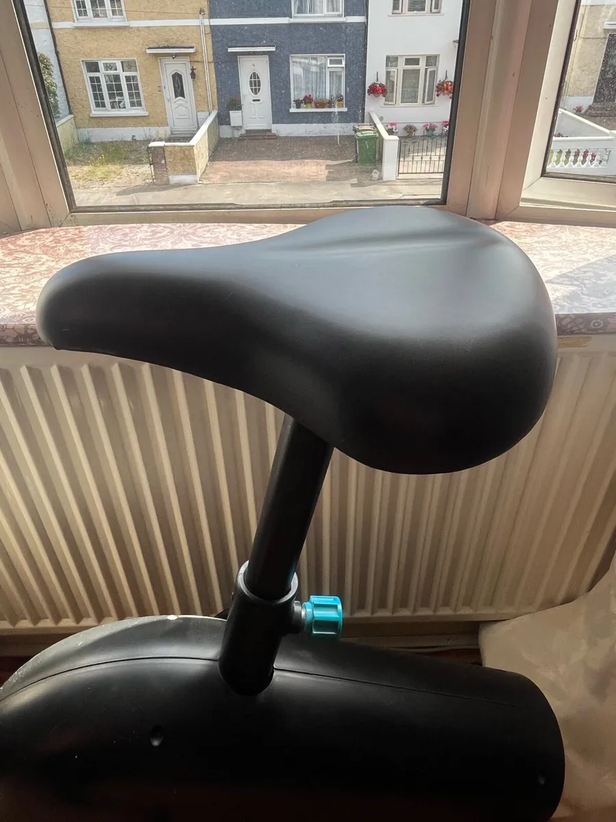 Domyos 140 Exercise Bike - Image 2