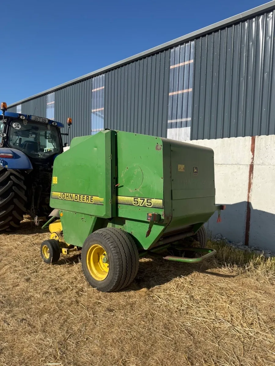 John Deere 575 - Image 2