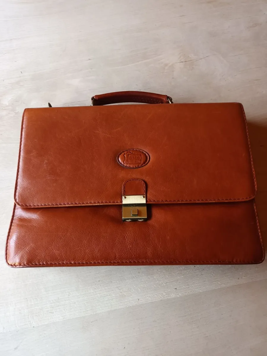 Leather Briefcase (unisex) - Image 1