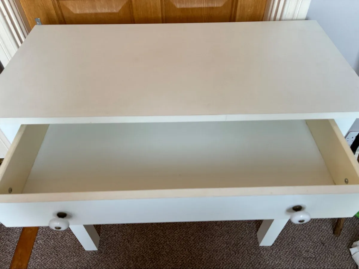 Dresser table with drawer - Image 2