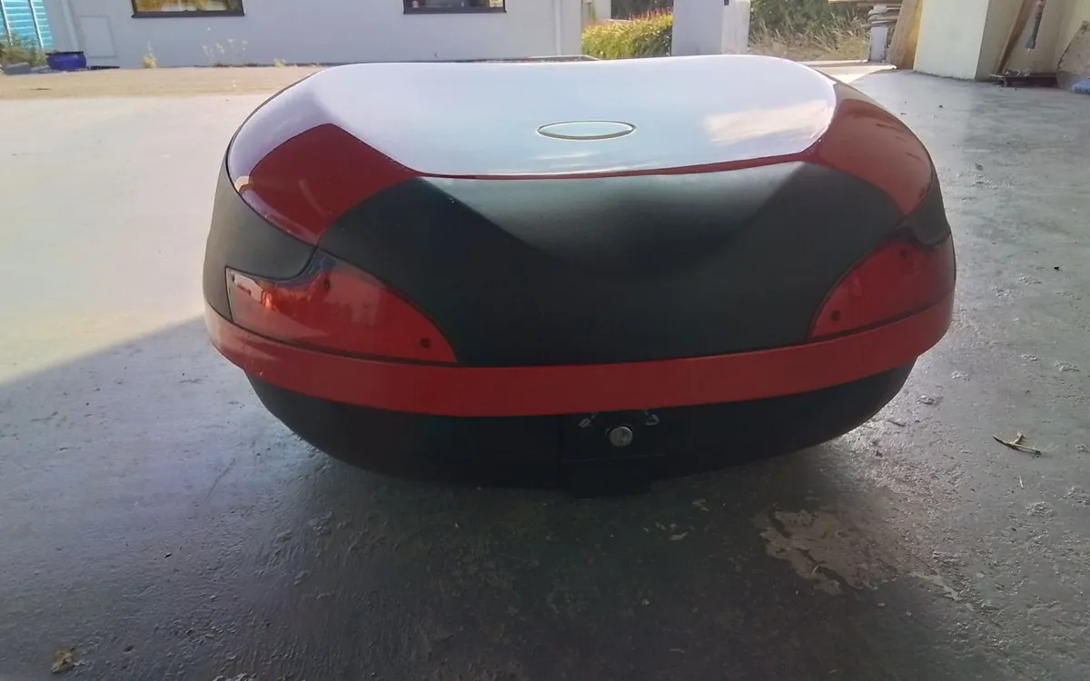 Ducati Top Box - Image 2