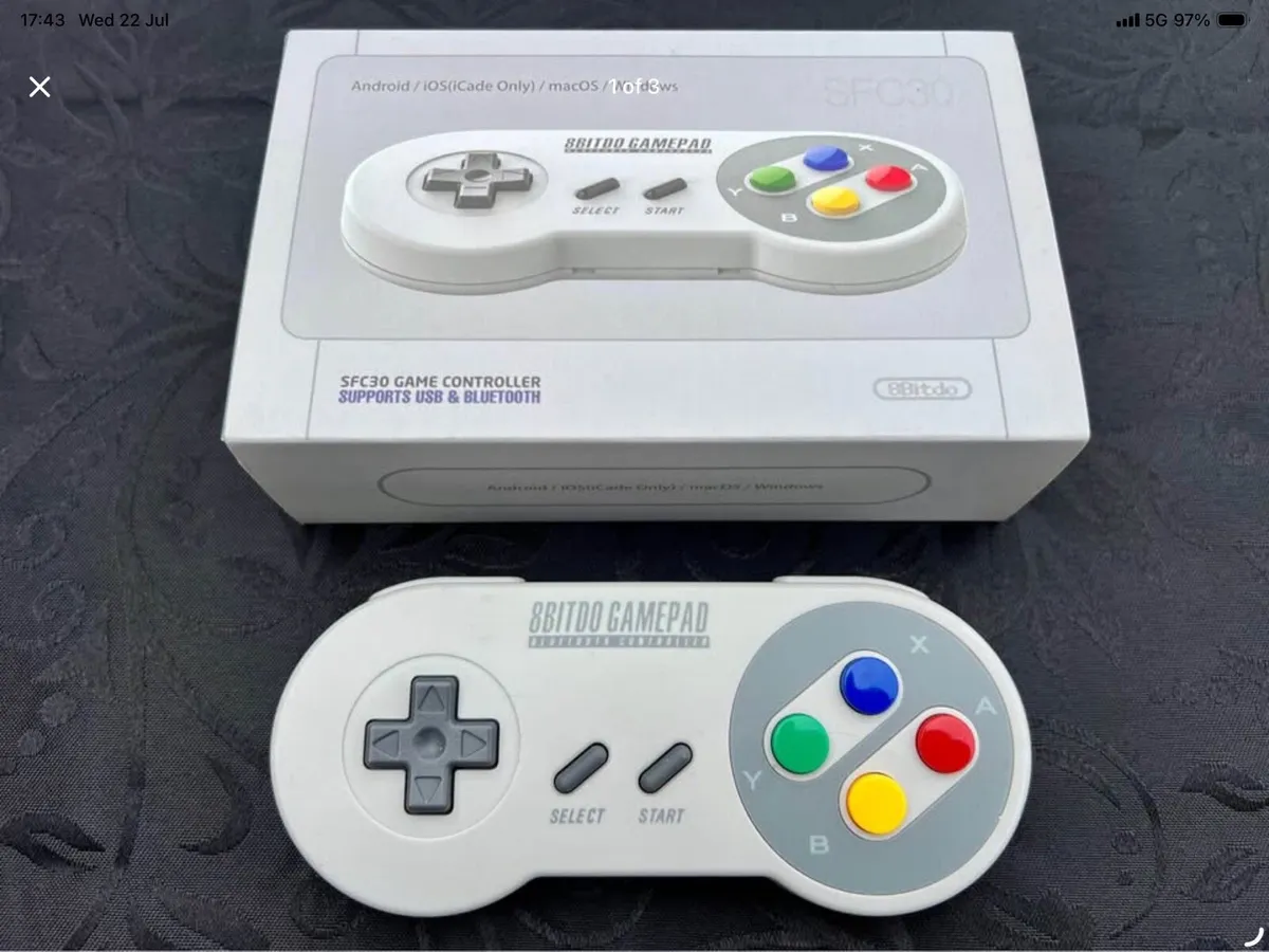 8bit Do SF30 Bluetooth Controller - Image 1