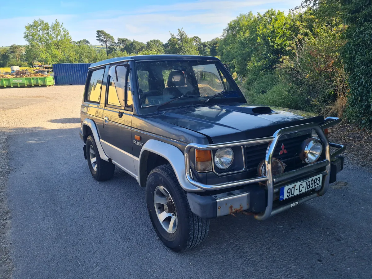 Mitsubishi pajero swb 1990 - Image 2