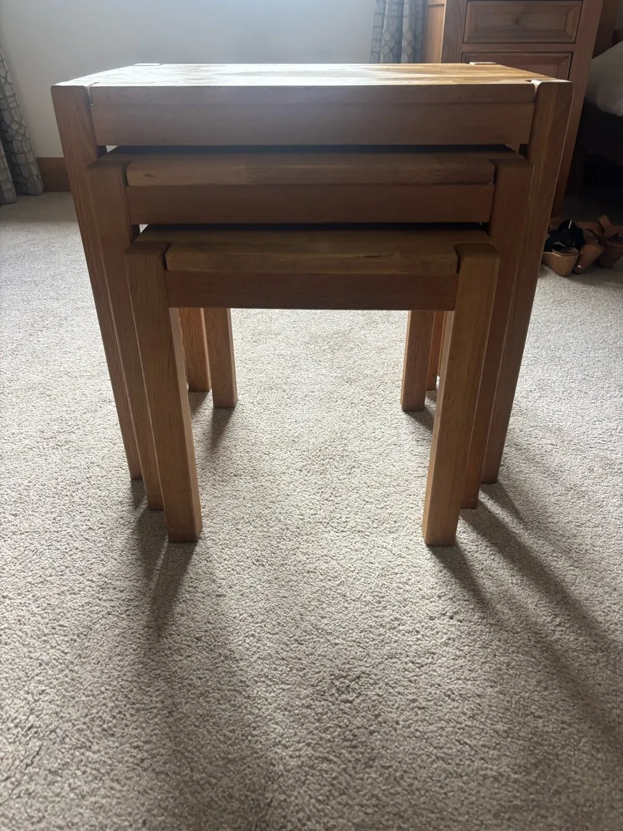 Nest of tables - Image 1