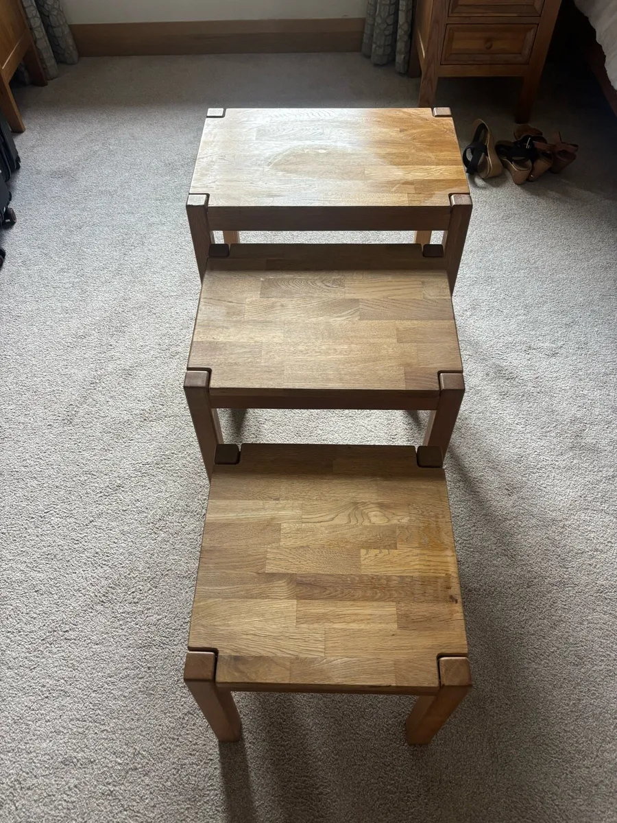 Nest of tables - Image 2