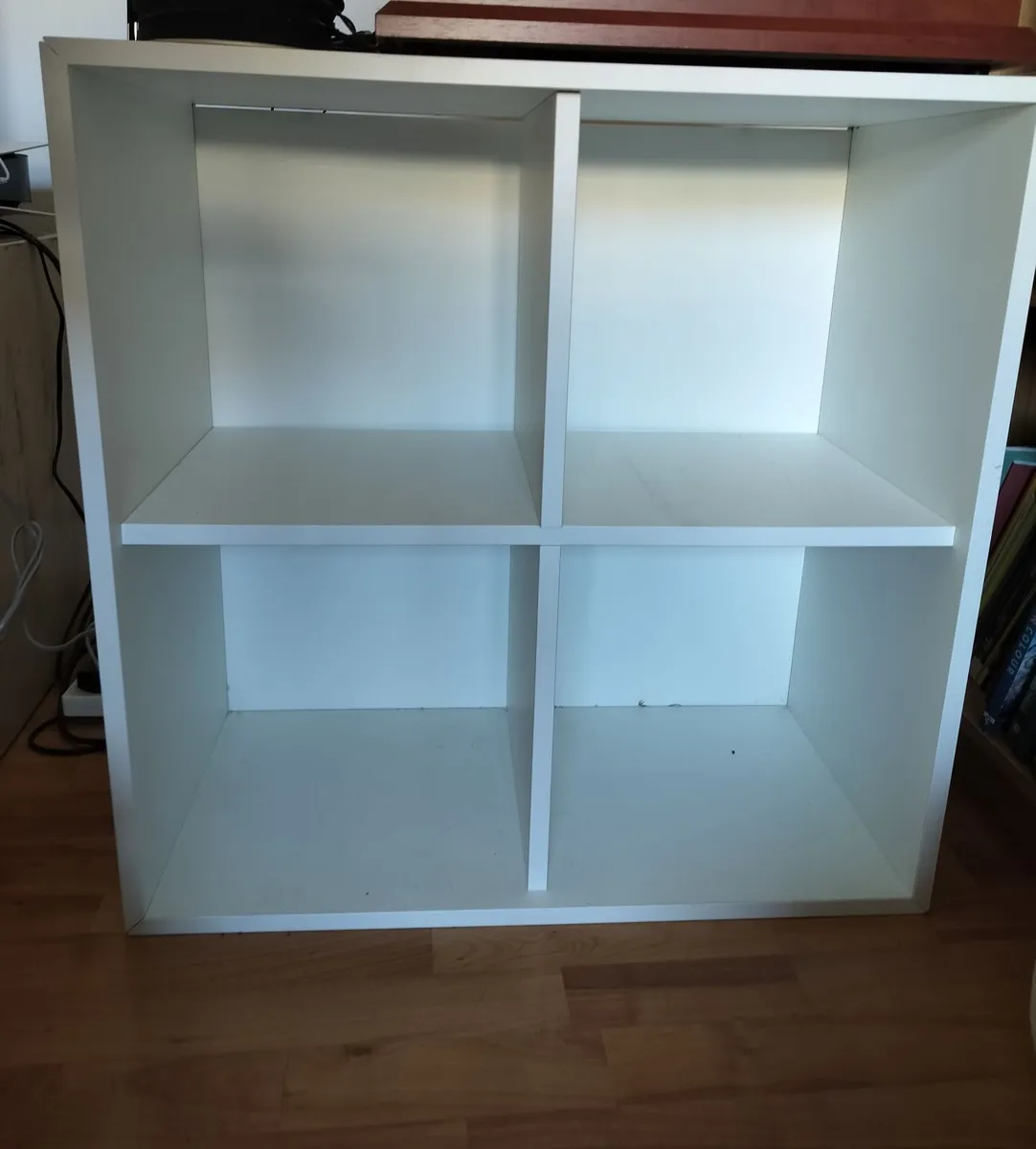 Bookshelf/Vinyl Shelving - Image 1