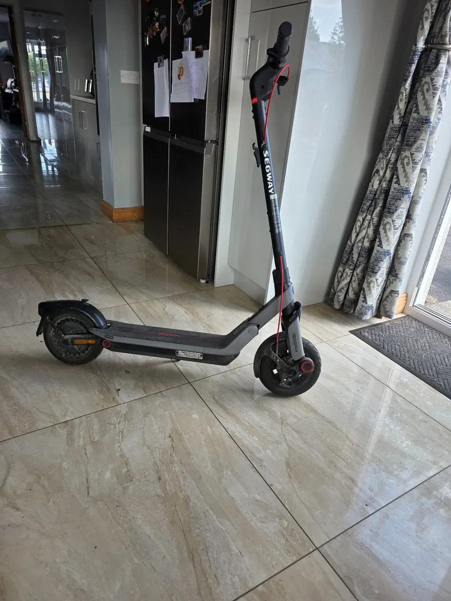 Escooter - Image 2
