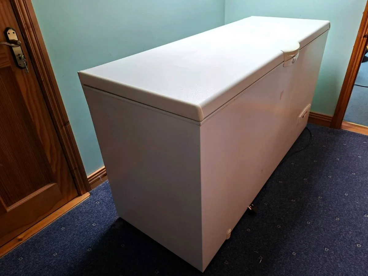 Whirlpool chest freezer - Image 3