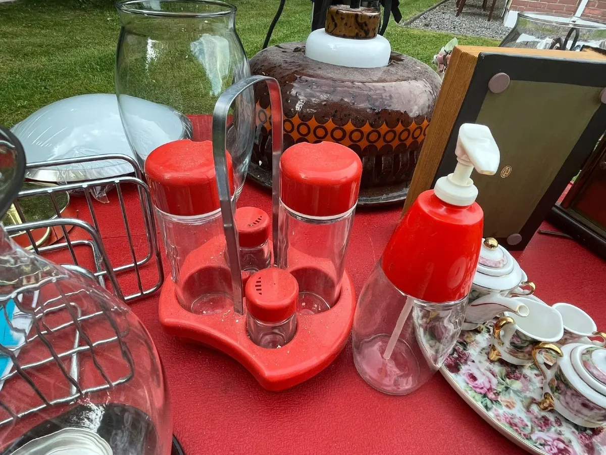 Assorted bric a brac and other items. - Image 3