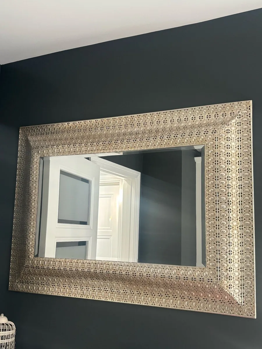 Mirror - Image 2