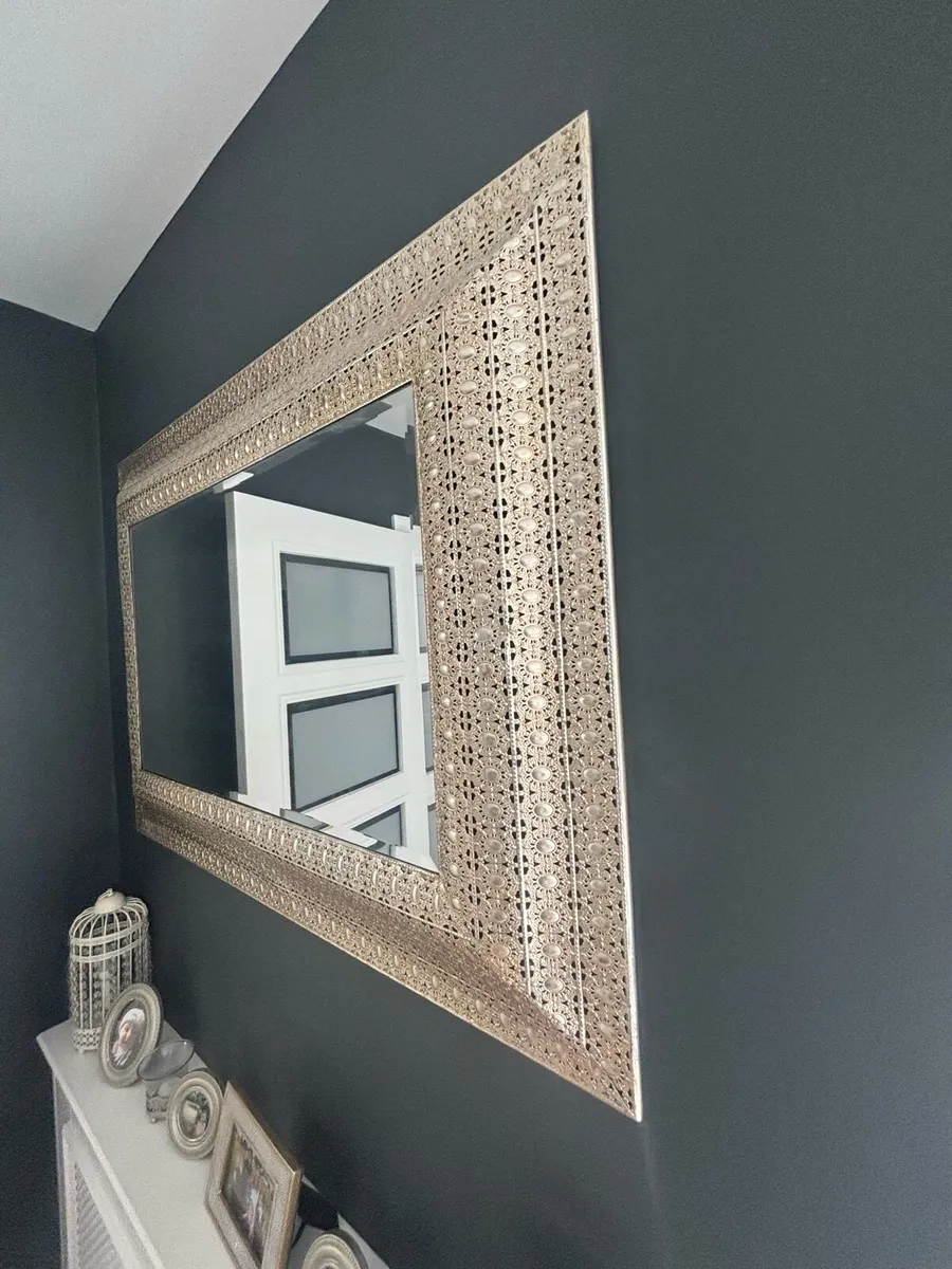 Mirror - Image 4