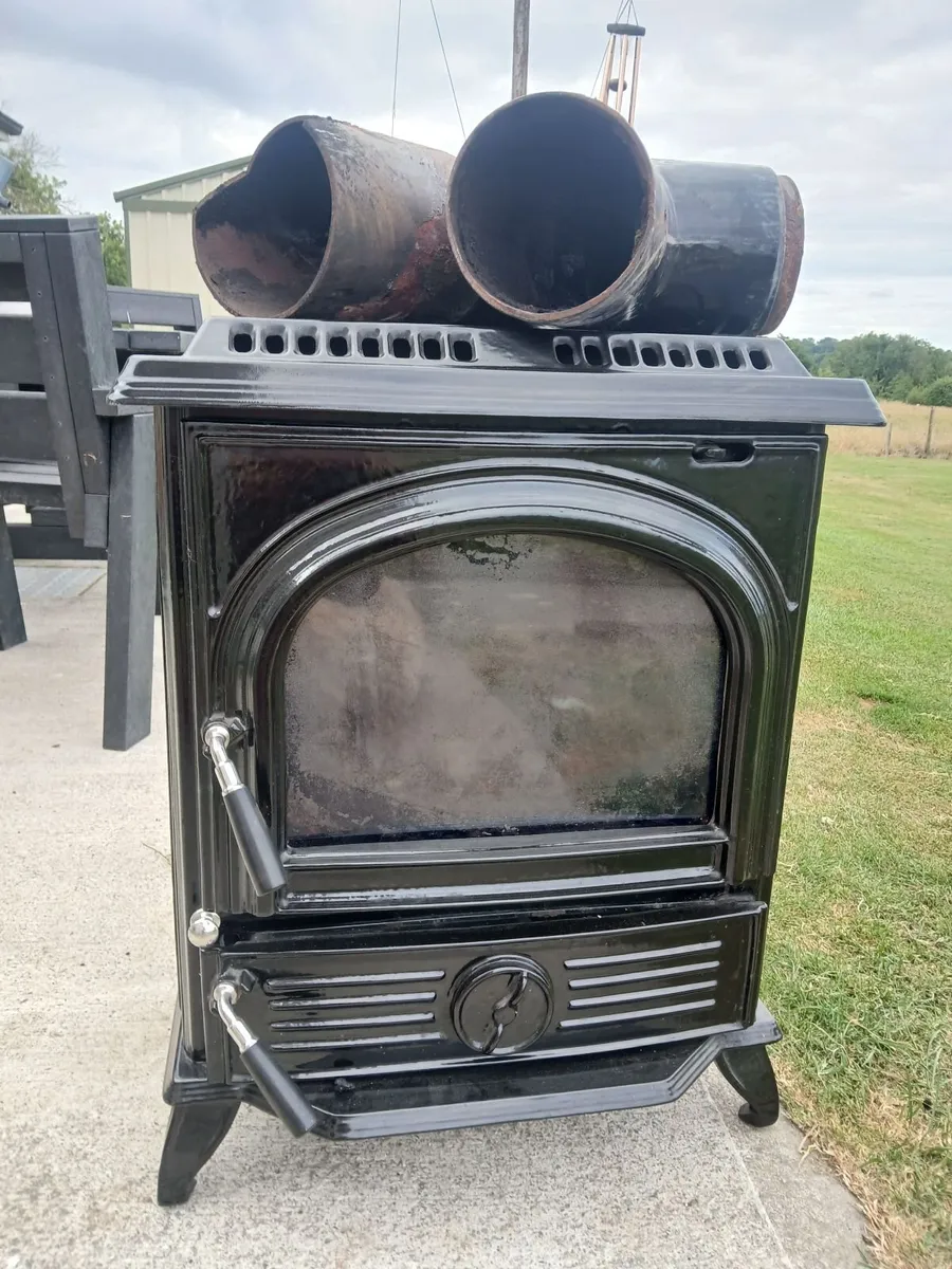 Solid fuel stove with back boiler plus marble plin - Image 2
