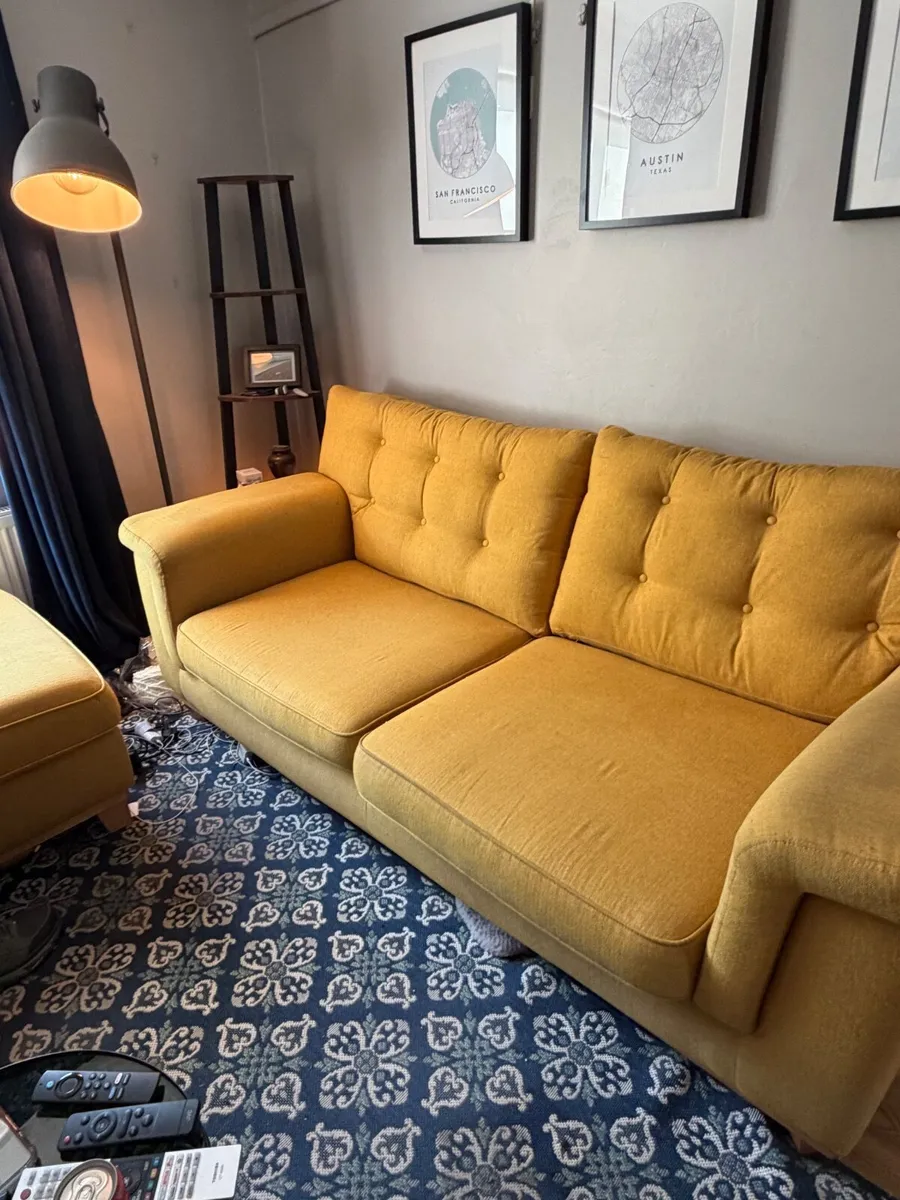 Couch - Image 4