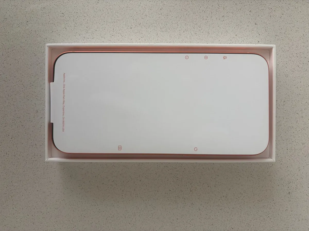 Apple iPhone 17 Pro Max 512GB Cosmic Orange & Case - Image 4