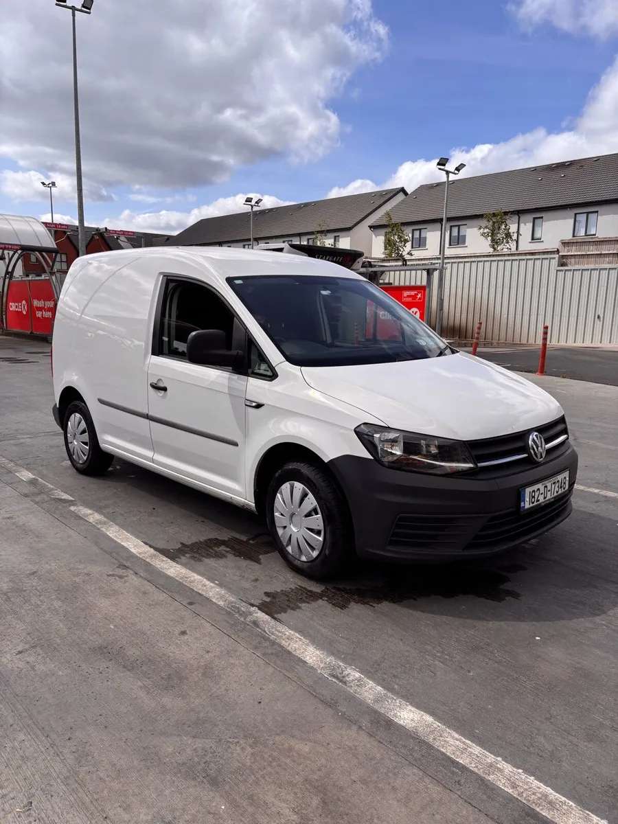 VW Caddy - Image 4