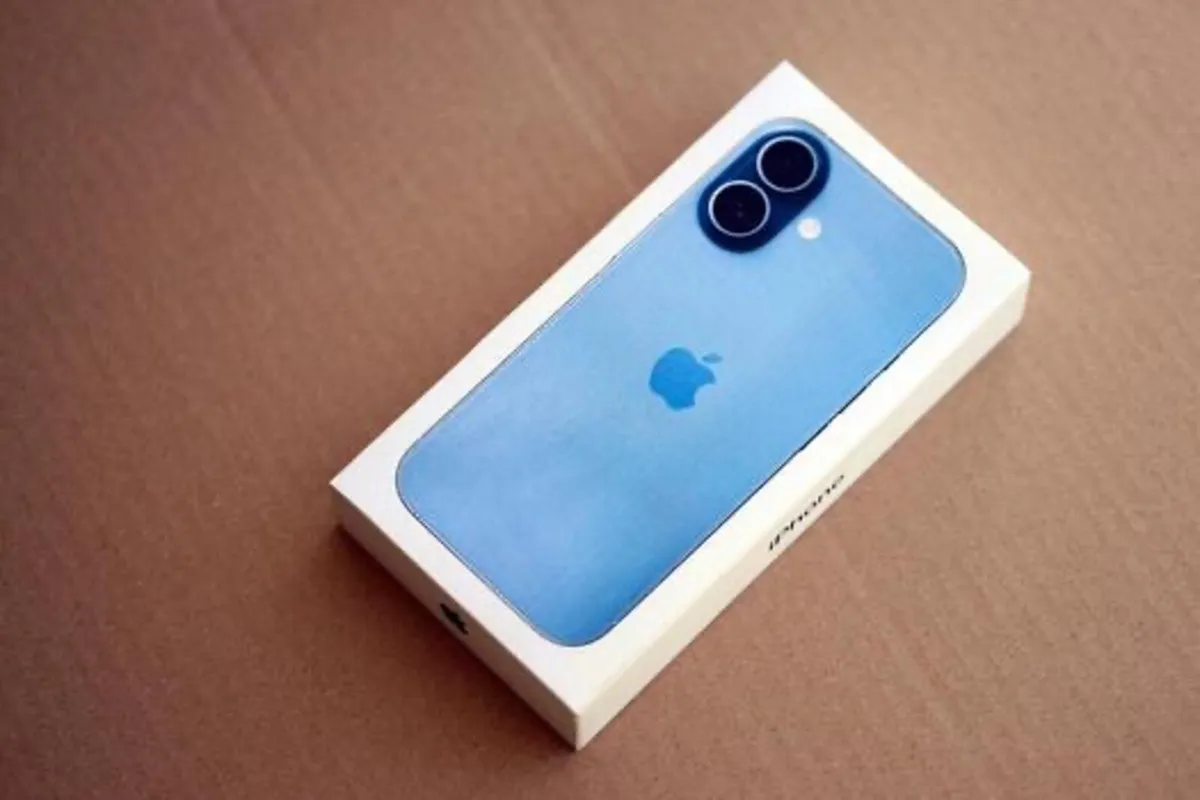 iPhone 17 256GB Mist Blue - Image 1