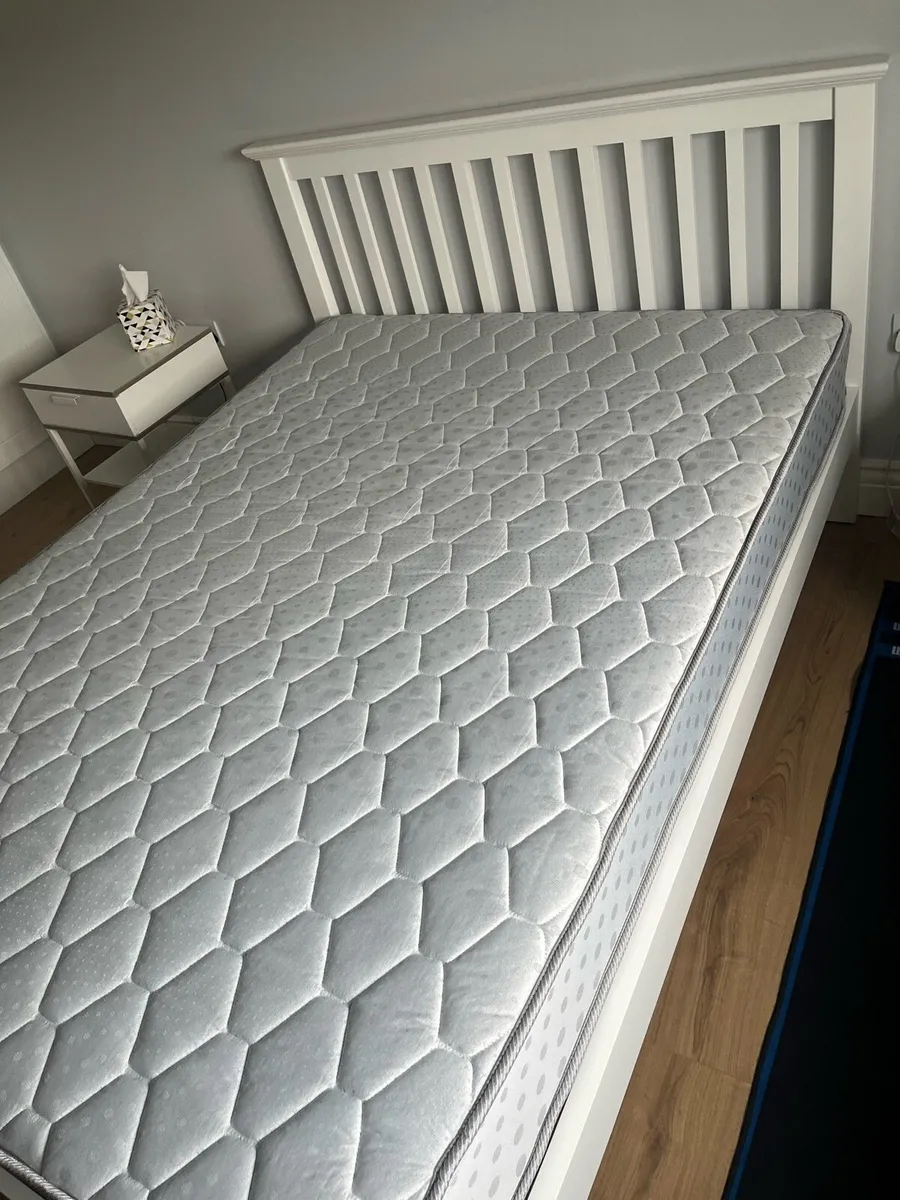 Double bed & Mattress - Image 2