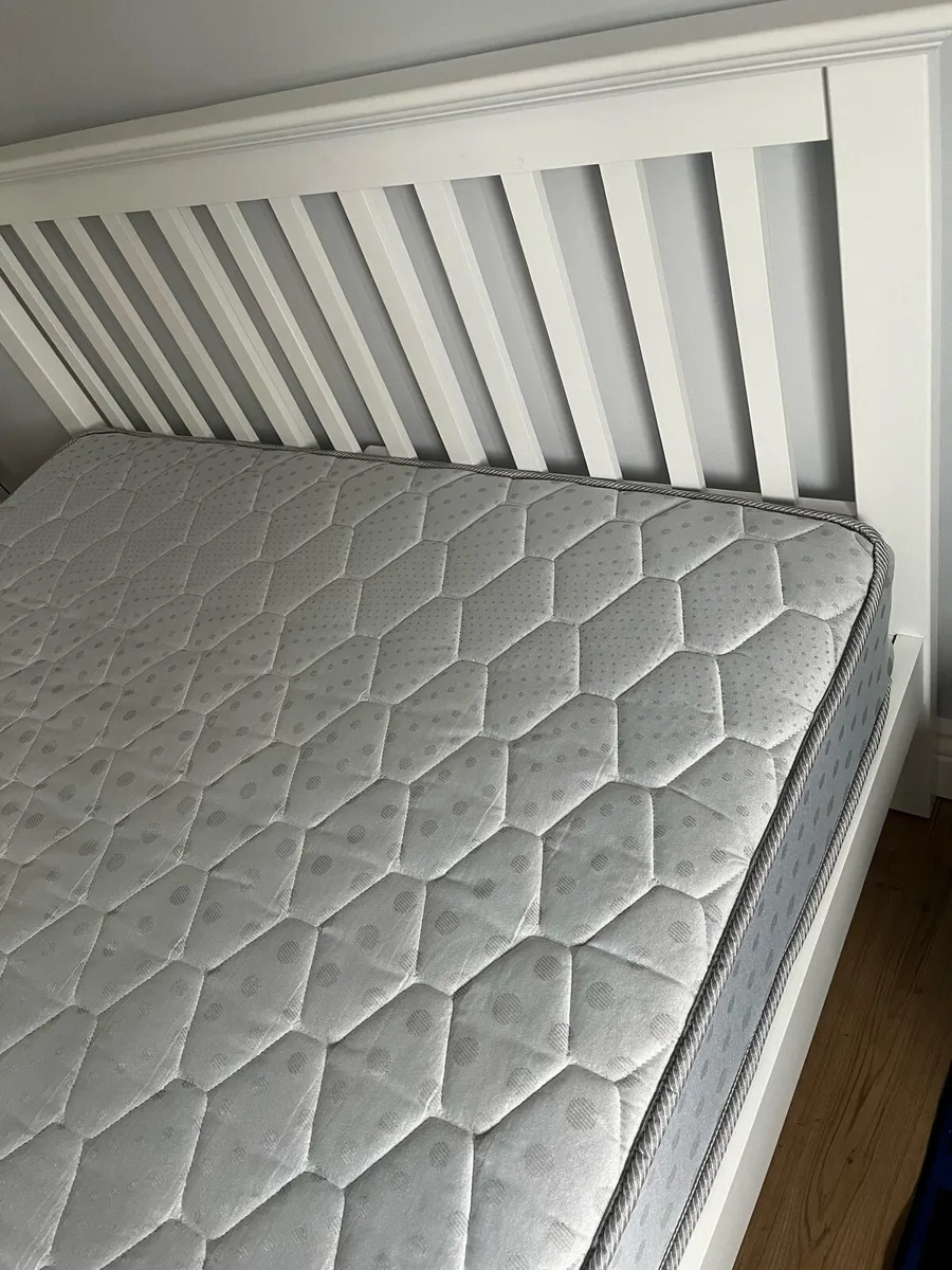 Double bed & Mattress - Image 4